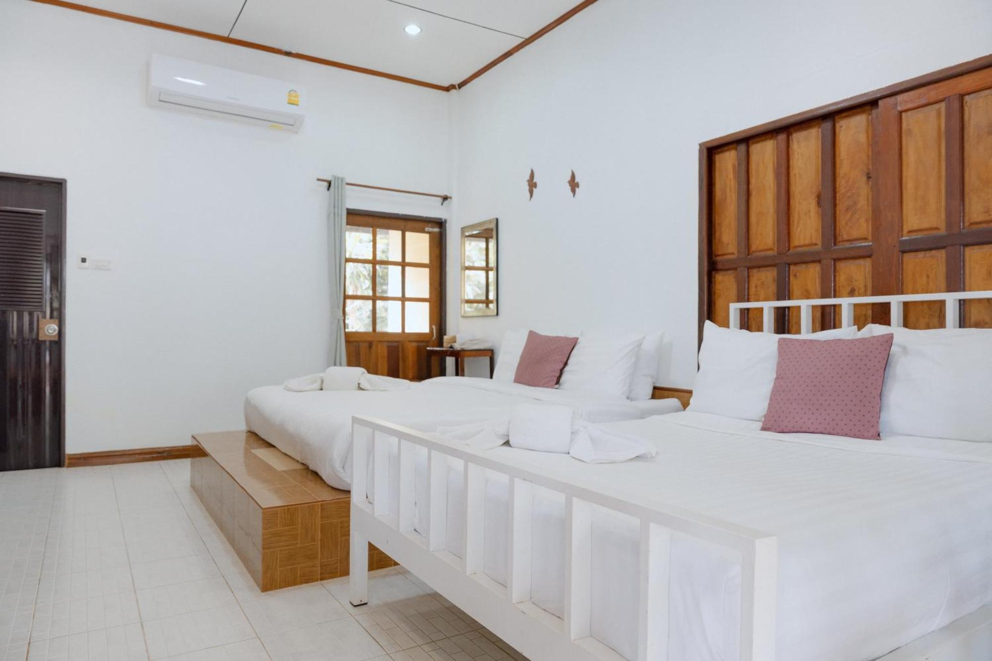 Baanboonpetch Resort Ban Phlong Takhe Esterno foto
